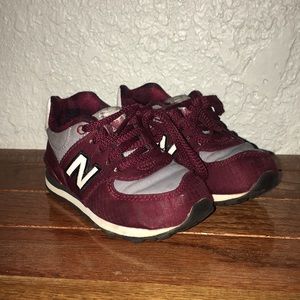 New Balance, burgundy/maroon & grey toddler size 7